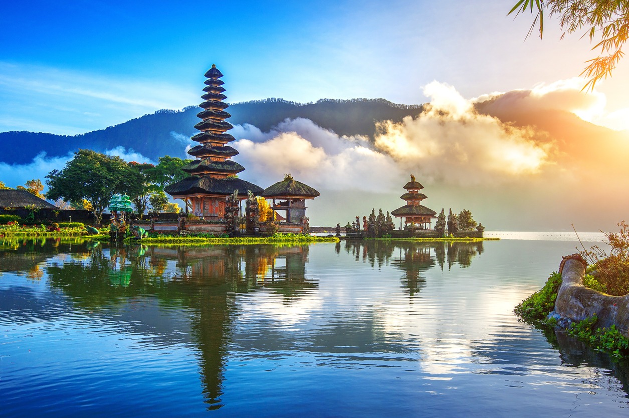 Wake up in Bali!