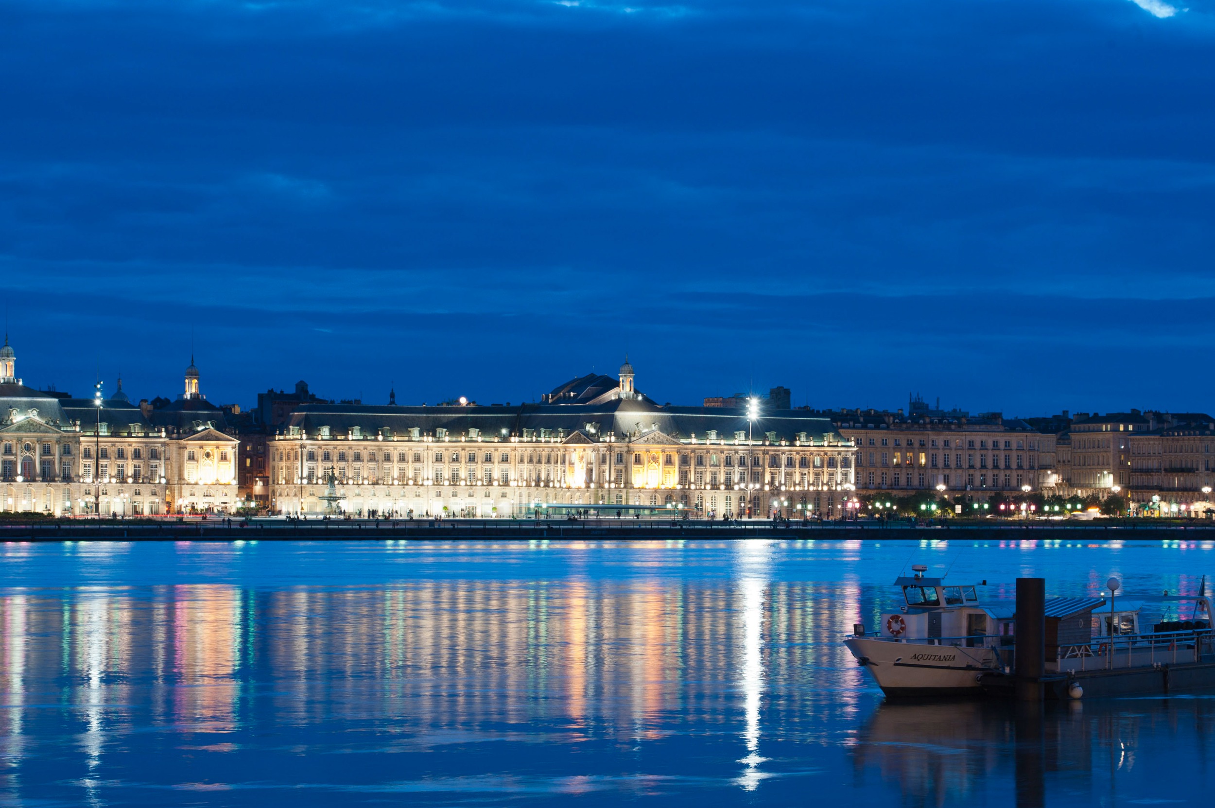 France: Wines & Castles