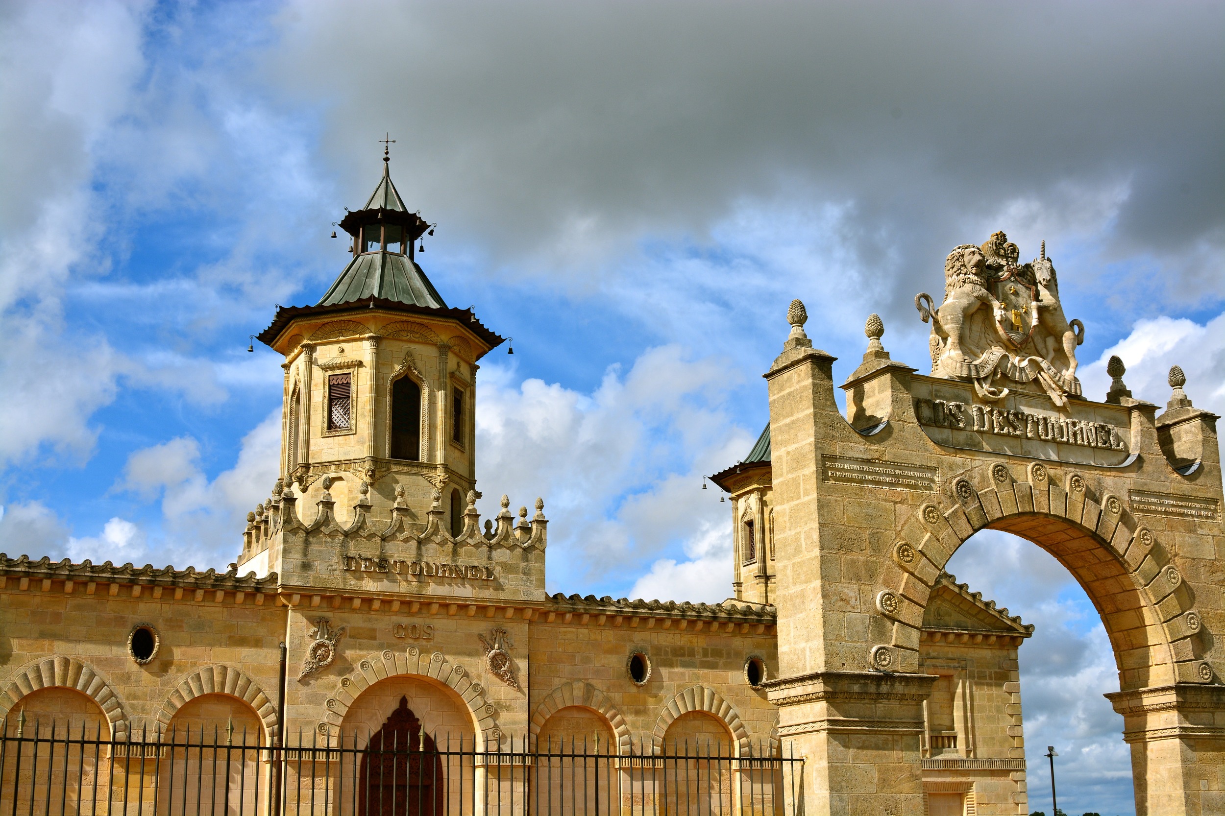 France: Wines & Castles
