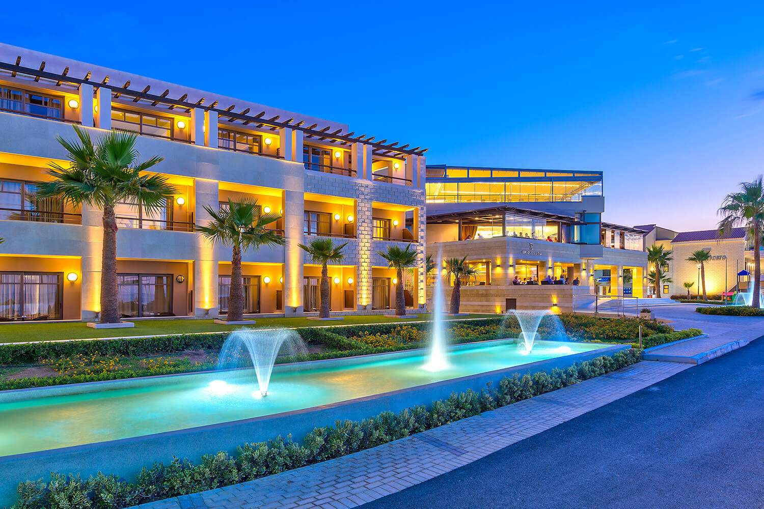 Athens & beach stay in Crete