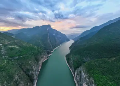 China's Discovery with Yangtze River Cruise