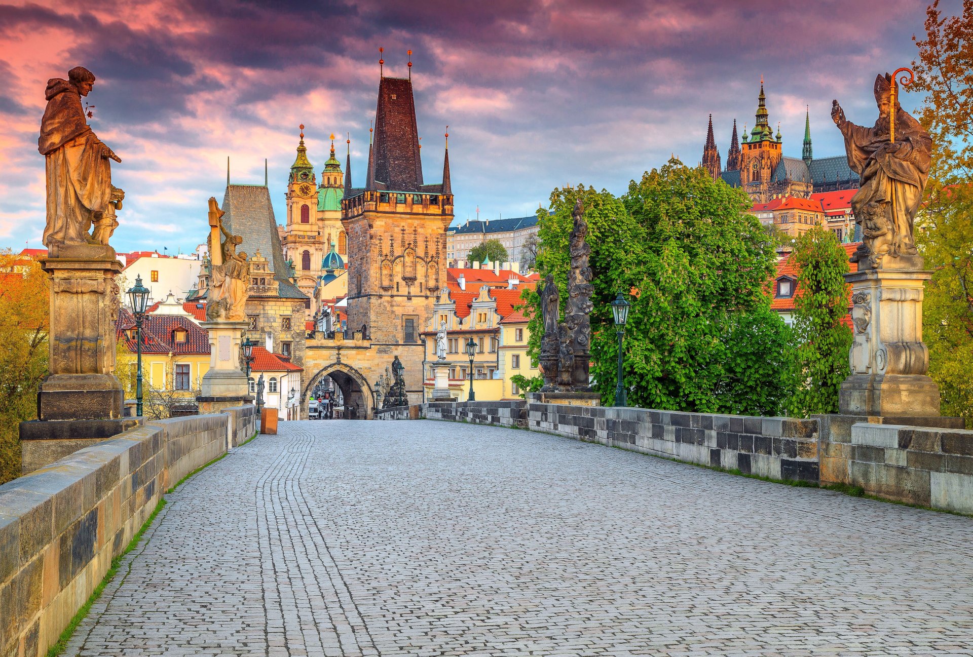 prague tour package with flight