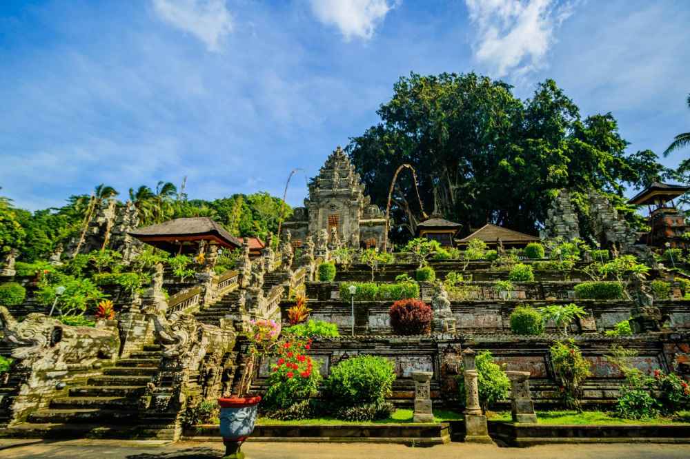 Wake up in Bali!